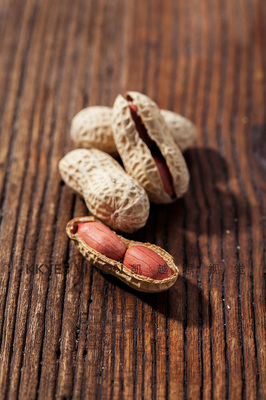 光影下的美味 如何通過(guò)靜物攝影提升花生堅(jiān)果等干果產(chǎn)品的銷(xiāo)售力